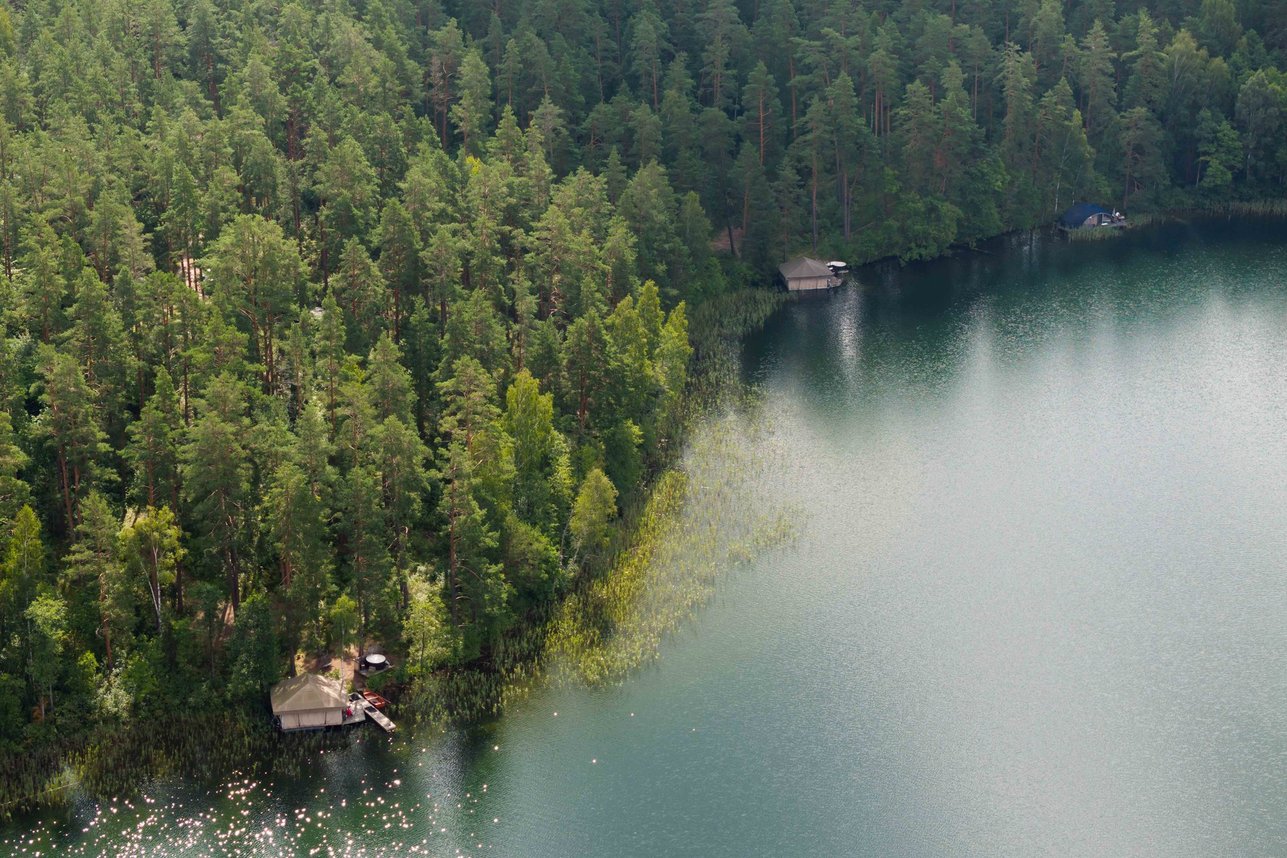 Baltųjų Lakajų ežero vaizdas
